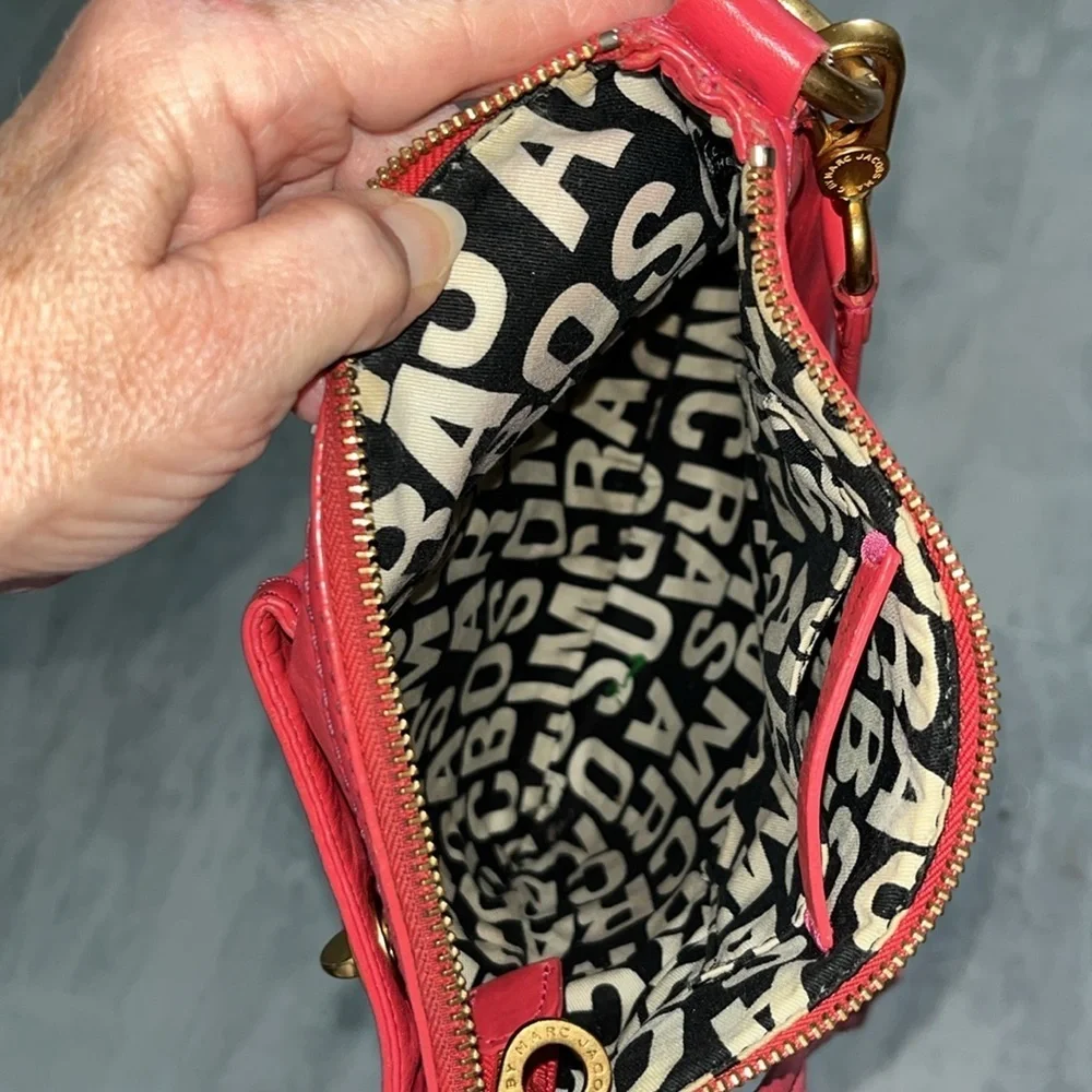 Marc by Marc Jacobs  Crossbody bag   coral red  GUC refurb. 2 Turnlock Front Poc